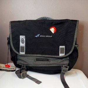 Timbuk2 Command Messenger Bag black and gray new with tags